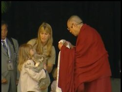 The Dalai Lama toured the late 'Crocodile Hunter' Steve Irwin's zoo and condemned companies that use animal experimentation. News Clip