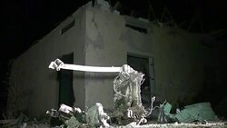 CLEAN : At least three killed several injured in Mogadishu car bomb News Clip