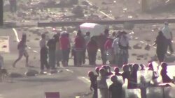 VOICED : Peru despliega al Ejercito por protesta News Clip