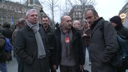 CLEAN : Thousands pay tribute to victims of Paris shooting News Clip