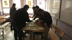 Referendum vote ends, count starts in Diyarbakir Instructional Video