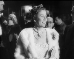 ROYAL FILM PERFORMANCE News Clip