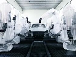 Robot painting Stock Footage