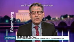 Robert D. Kaplan: EE.UU. tiene que apoyar el libre comercio News Clip