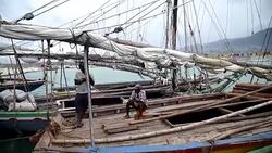 CLEAN : Haiti braces for Hurricane Matthew News Clip