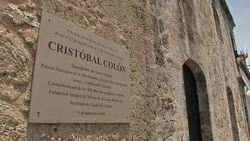 VOICED: Donde esta Colon? News Clip