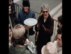 LIB 24-1-73 PRESS CONGREGATING OUTSIDE PARIS PEACE TALKS BUILDING News Clip