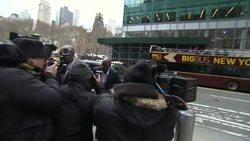 Minnesota Vikings running back Adrian Peterson has met with arbitrators to fight NFL suspension. (Dec. 2) News Clip