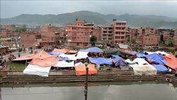 VOICED : Devastacion en Nepal tras terremoto News Clip