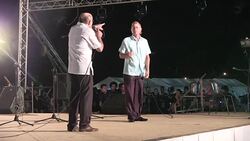 VOICED : Yo soy Fidel el canto de los cubanos que despiden a Castro News Clip