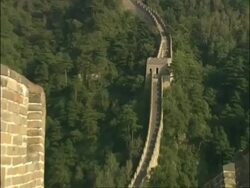 WA Great Wall of China on hillside, zooms in to tower, Mutianyu, China Stock Footage