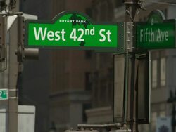 A street sign 42nd street and fifth Ave, Bryant Park Stock Footage
