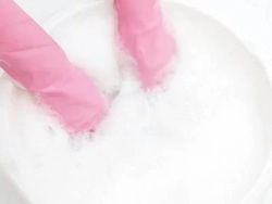 Hands with rag in the suds. Stock Footage