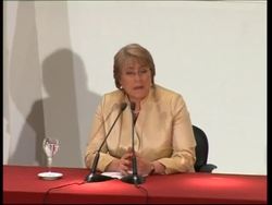 Bachelet and Fernandez discuss financial crisis Instructional Video