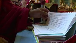 CLEAN : What place for Buddhism in secular France? News Clip