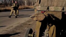 CLEAN : Kiev completes light arms pullout from eastern front army News Clip