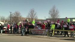 CLEAN : Republican presidential hopefuls visit first ever agro summit News Clip