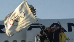 VOICED: Bandera olimpica llega a Rio News Clip