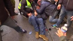 Italian cab drivers, street vendors clash with police Instructional Video