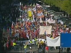 Thousands demonstrate against proposed labour laws News Clip