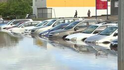 CLEAN : Australian towns battle flooding after cyclone News Clip