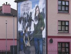Wall mural (now entering free Derry, Londonderry), Derry, Northern Ireland Stock Footage