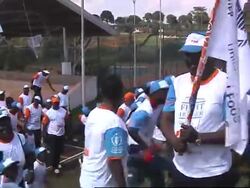 More than 1,000 join UN walk against world hunger News Clip