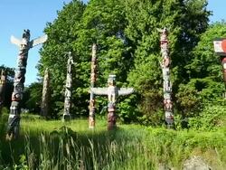 Stanley Park Vancouver Totem Poles Stock Footage