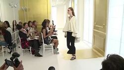 VOICED : Dior vuelve a lo clasico en su coleccion otono invierno News Clip