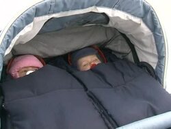 CLEAN: 'World's biggest ice rink' draws crowds in Czech News Clip