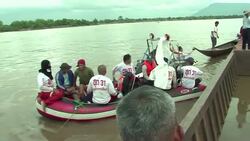 CLEAN : Rescuers struggle to find Laos plane News Clip