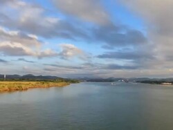 Entering the panama canal Stock Footage