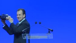 CLEAN : Honda Volvo Ford scoop awards at Detroit auto show News Clip