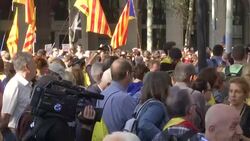 Pro-independence protest outside Catalan parliament Instructional Video