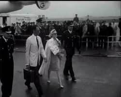 MARILYN ARRIVES News Clip