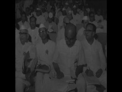 SYND 5 6 68 CONGRESS MEETING News Clip