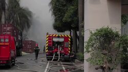 Mobs burned and looted scores of foreign-owned factories in Vietnam following a large protest by workers against China's recent placement of an oil rig in disputed Southeast Asian waters. (May 14) News Clip