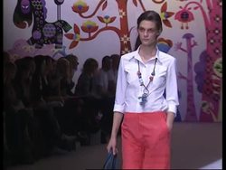 Design duo present tropical designs at Paris Fashion week News Clip