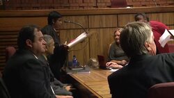 VOICED : Pistorius reaparece en la corte News Clip