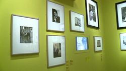 CLEAN : Paris puts Frida Kahlo and Diego Rivera on News Clip