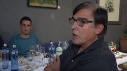 Catalan family explains sense of identity, 'happy' ahead of referendum Instructional Video