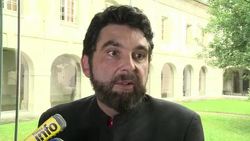 CLEAN : Science robs French king of his head News Clip