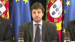 Portugal launches more spending cuts, German economy forecast to grow in 2013 News Clip