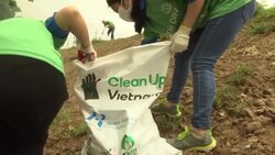 Hundreds a take part in Vietnam environment clean-up News Clip