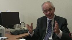 CLEAN : Spanish jobless rate dips under 24% official data News Clip