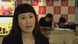 Trend for pregnant women to be photographed Instructional Video