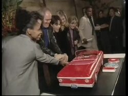 ENTERTAINMENT WEEKLY:  ENT2-THIRD ROCK ANNIVERSARY News Clip