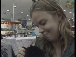 USA: VIRGINIA: SHOPPING CENTRE HAS SPECIAL SANTA CLAUS FOR PETS News Clip