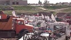 CLEAN : Iraqi army helps civilians amid offensive against IS in Samarra News Clip