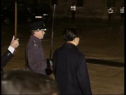 UK: LONDON: PRESIDENT ZEMIN ATTENDS GUILDHALL RECEPTION Instructional Video